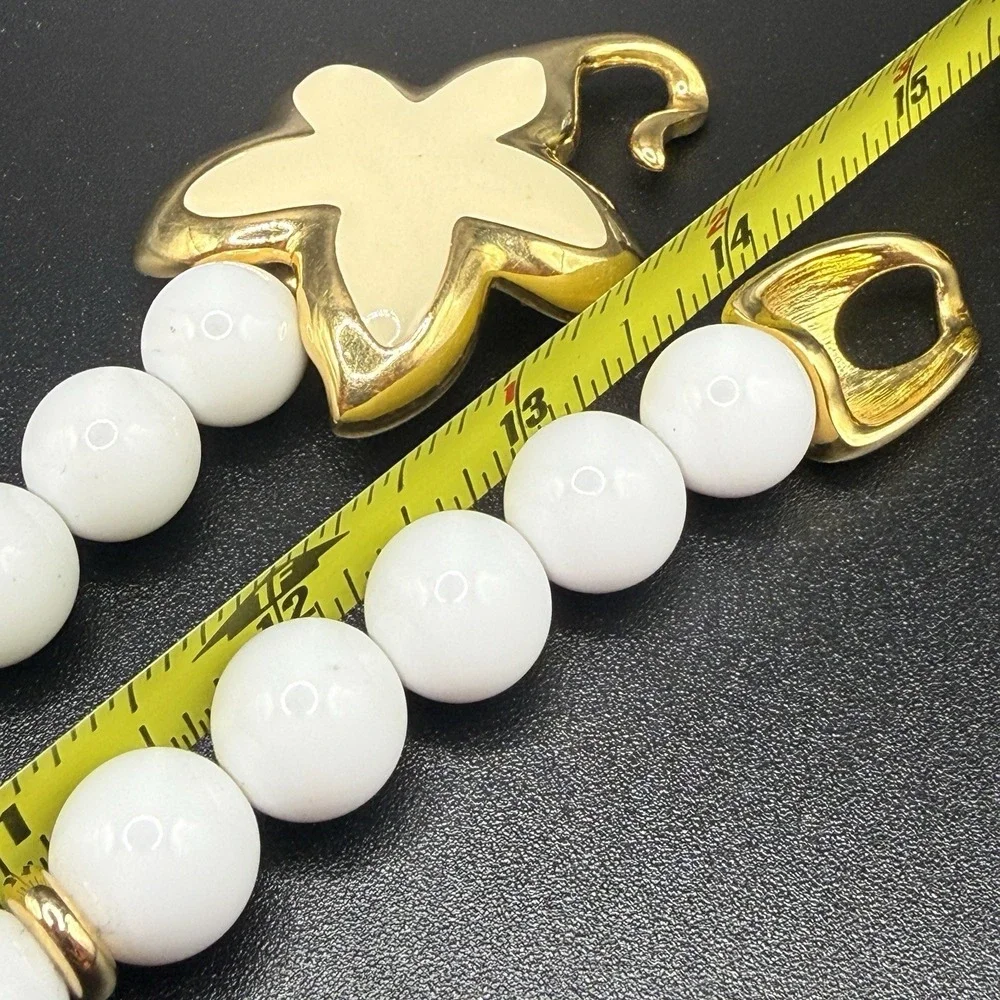 Vintage Napier Lucite White & Gold Tone Beaded Enamel Star Flower Necklace 29